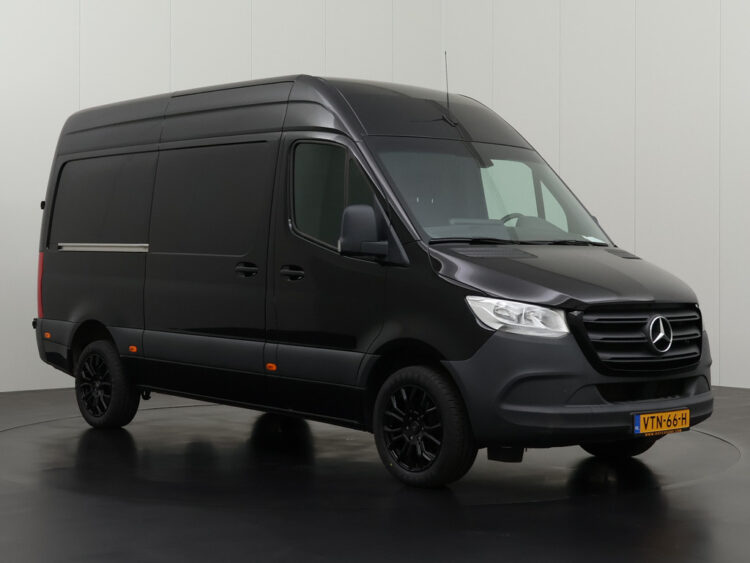 Mercedes-Benz Sprinter - 2023