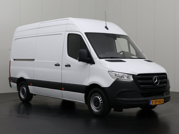 Mercedes-Benz Sprinter - 2023