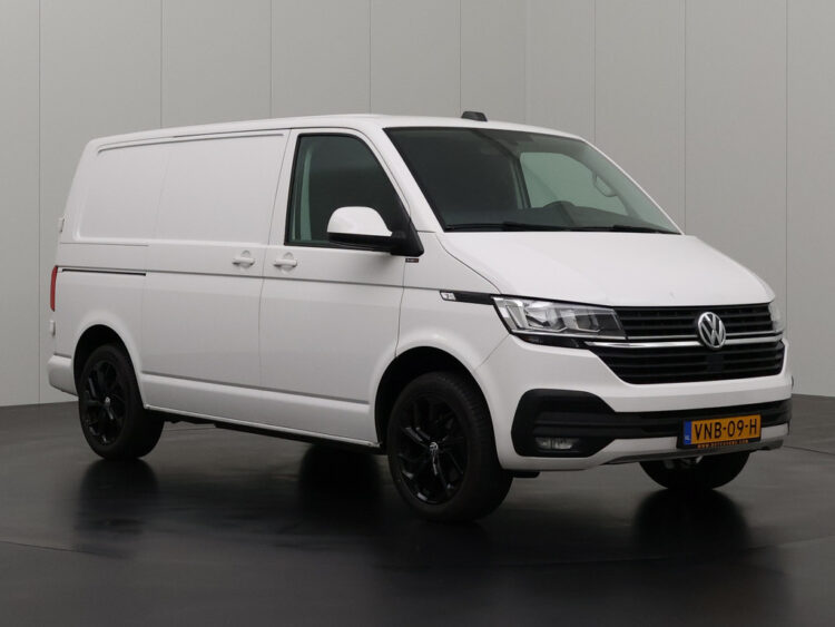 Volkswagen Transporter - 2021