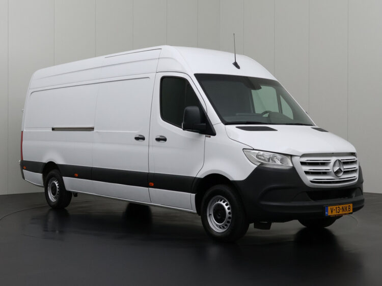 Mercedes-Benz Sprinter - 2020