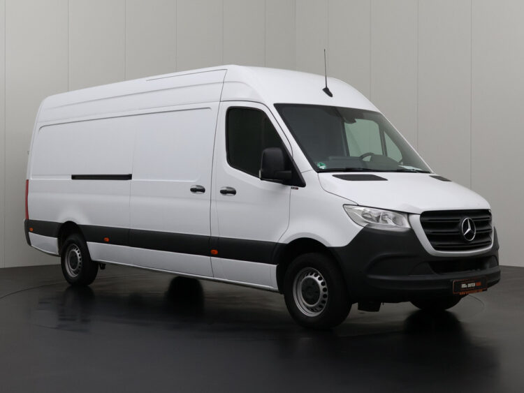 Mercedes-Benz Sprinter - 2021